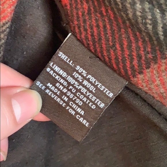 Red plaid cape jacket - size small - Picture 3 of 3